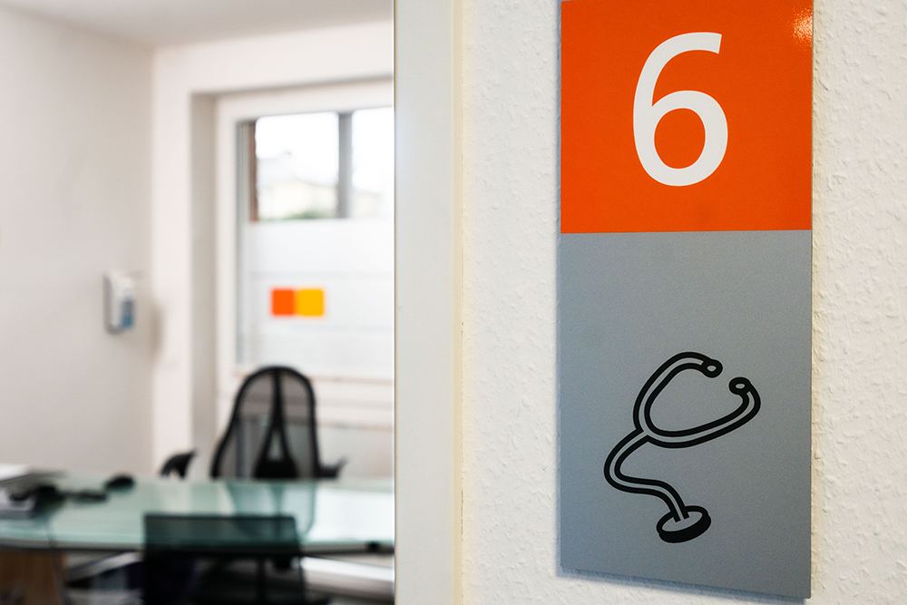Behandlungszimmer Hausarztpraxis Rheindahlen
